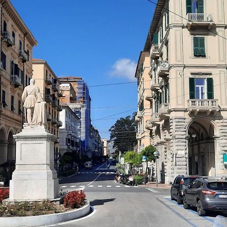 Ferry House Apartment La Spezia Ngoại thất bức ảnh